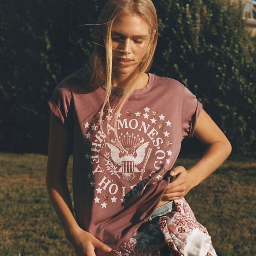 Anthropologie LETLUV Ramones graphic T-shirt